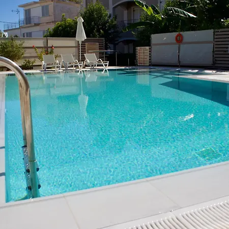 דירה Notos Luxury קאטליוס