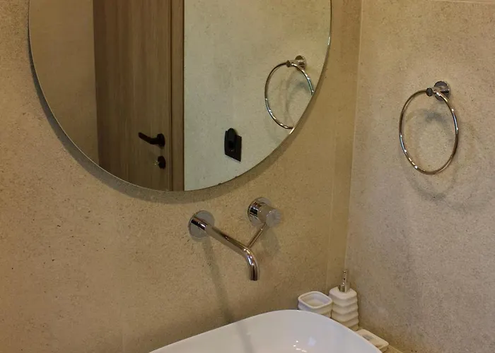 Notos Luxury Apartment *