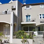 Notos Luxury * Katelios