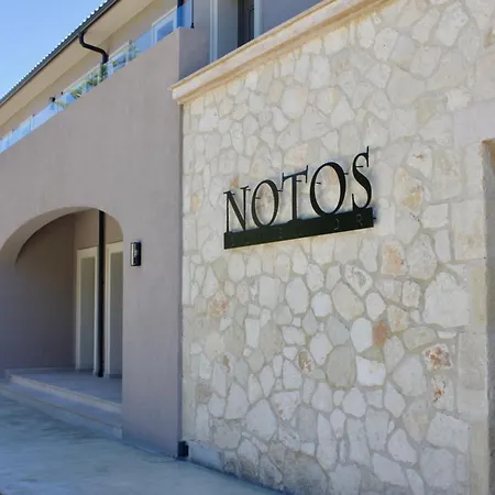 Notos Luxury Apartamento *