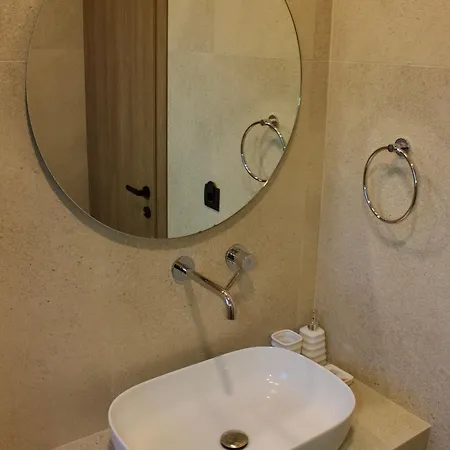 Notos Luxury Apartamento *